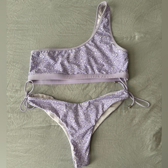 Bydee Australia Hvar Bikini in Spring Pattern size XL (runs small) - Picture 7 of 10